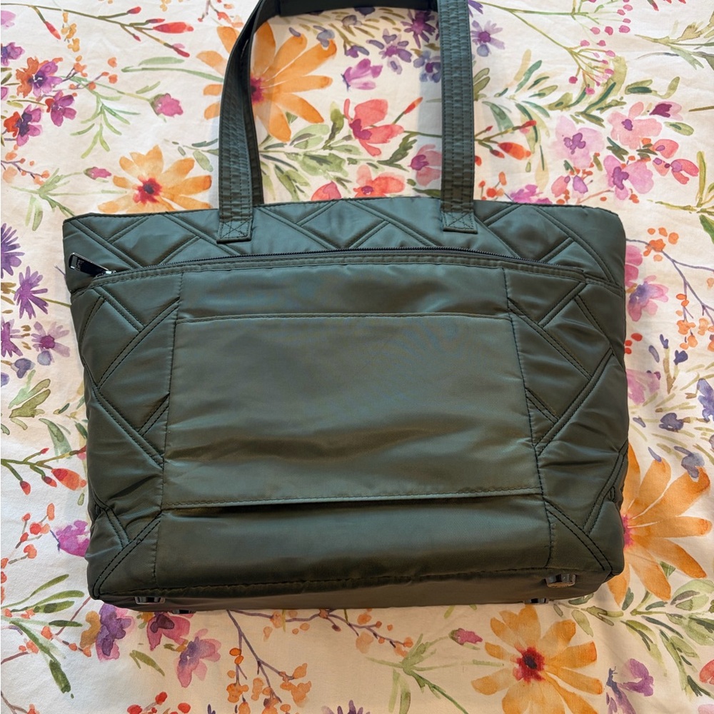 Lug Skyliner tote - Picture 2 of 10